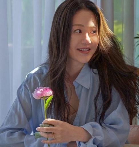 At 51 years old, Liz Ko Hyun-jung’s extreme beauty Miko