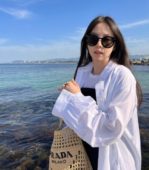 Ahn So-hee’s 1.9 million won luxury bag explodes with healing